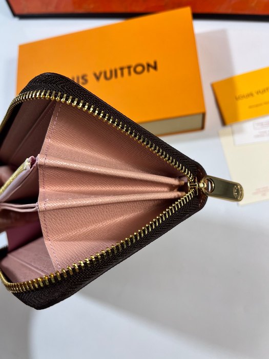Wallet Louis Vuitton zip around wallet Brown Size 19.5x10.5x2.5cm 001