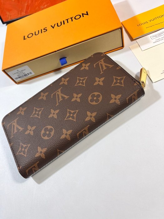 Wallet Louis Vuitton zip around wallet Brown Size 19.5x10.5x2.5cm 001