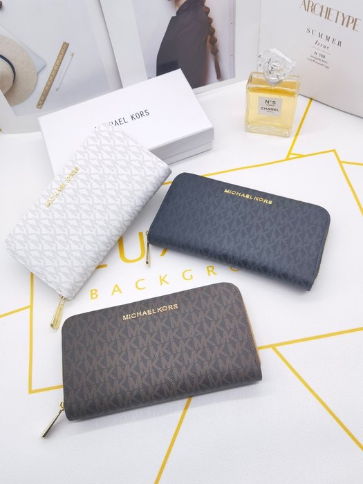 Wallet Michael Kors zip around wallet White