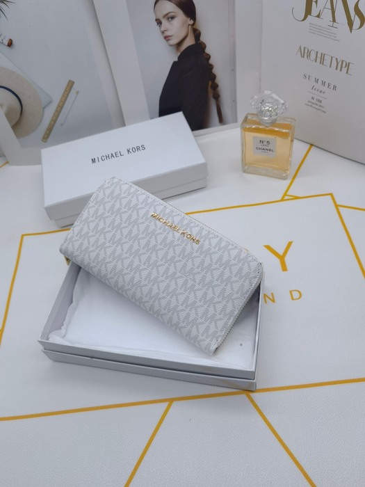 Wallet Michael Kors zip around wallet White