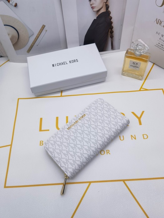 Wallet Michael Kors zip around wallet White