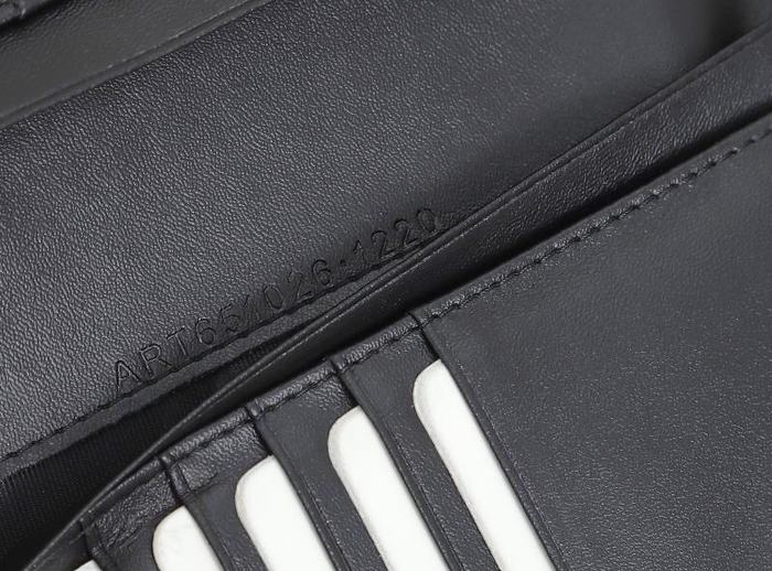 Wallet YSL long crocodile embossed Black Size 11x18x2cm