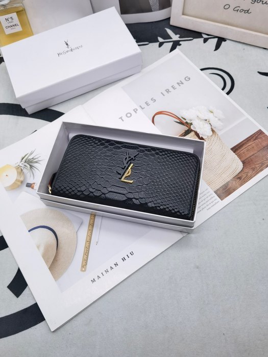 Wallet Yves Saint Laurent zip around long wallet Black 001