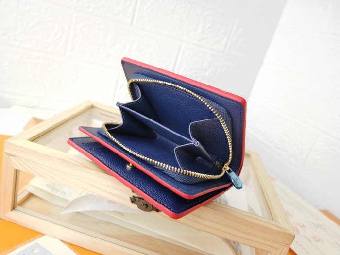 Wallet compact wallet Blue Size 11x8.5x3.5cm