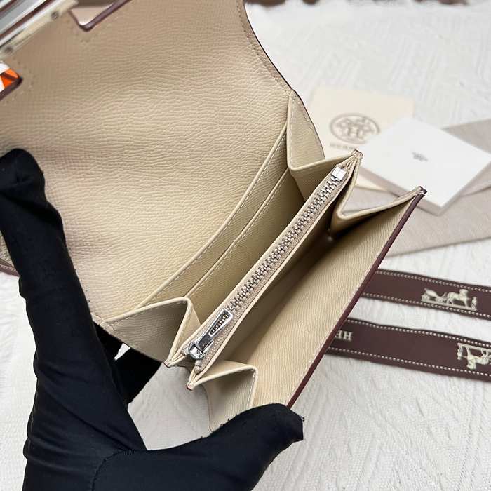 Wallet folded wallet Beige Size 14x12cm