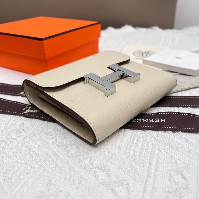 Wallet folded wallet Beige Size 14x12cm