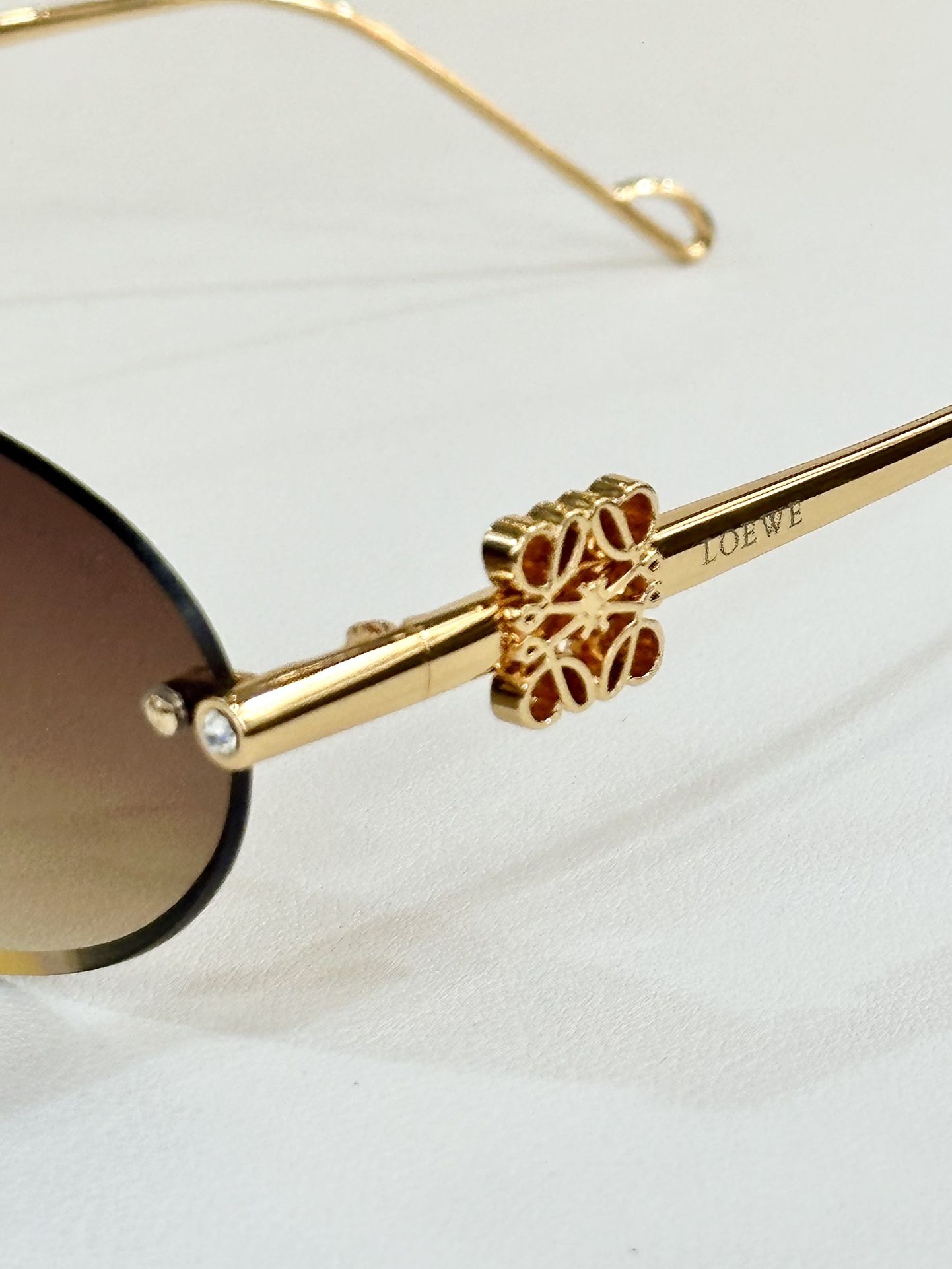 LOEWE_Glasses_yupoo_Original_quality