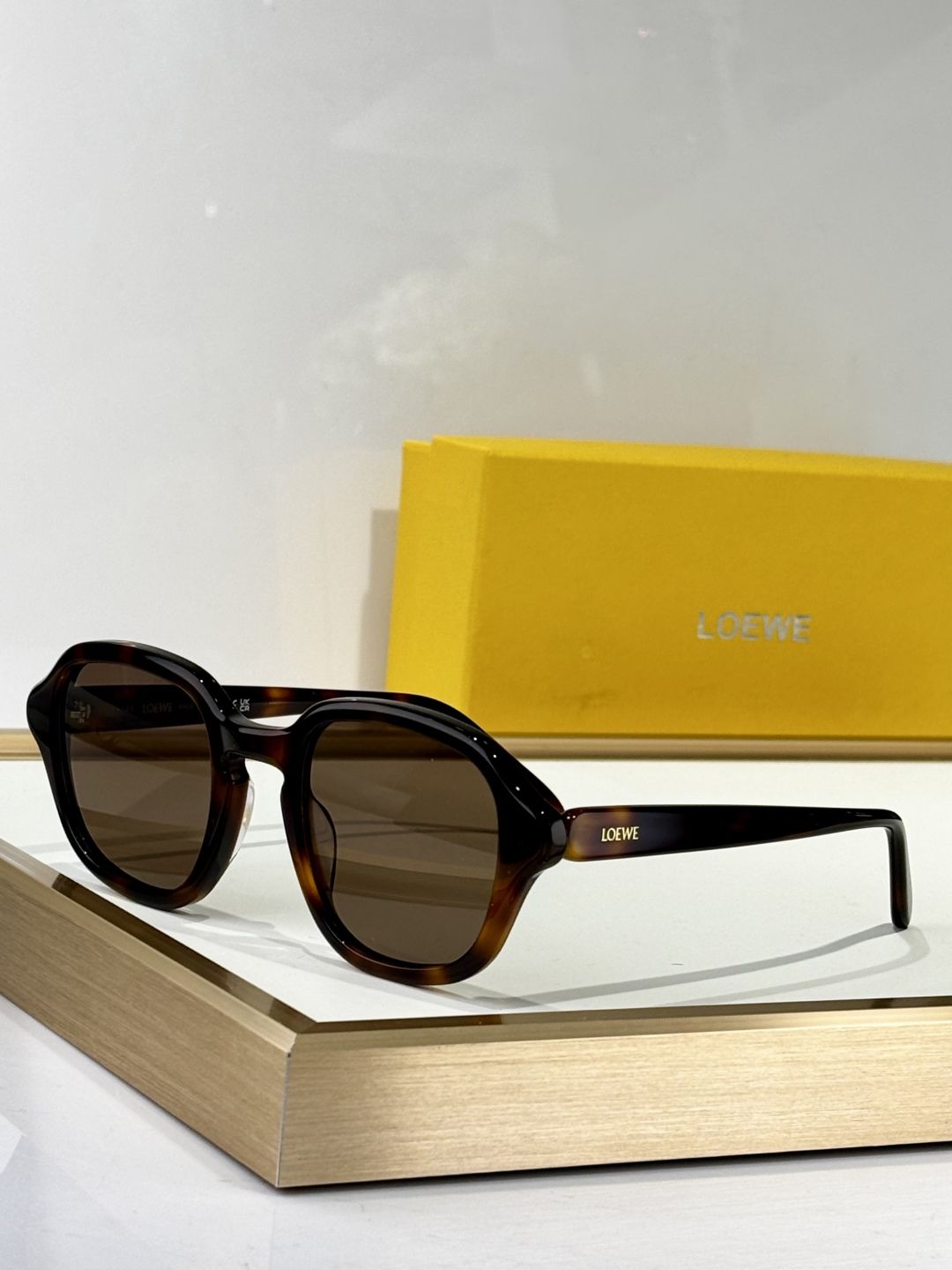 LOEWE_Glasses_yupoo_Original_quality