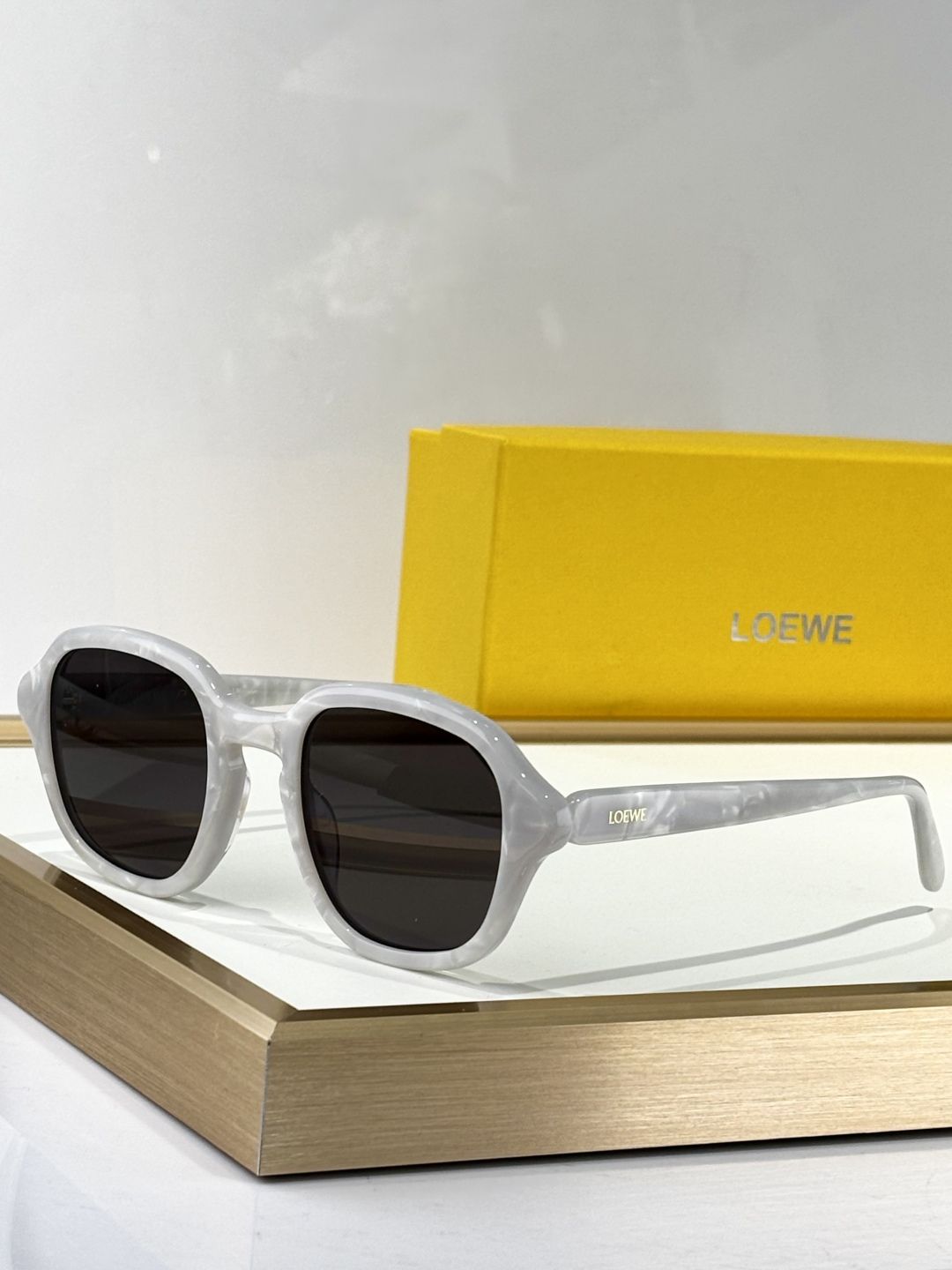 LOEWE_Glasses_yupoo_Original_quality