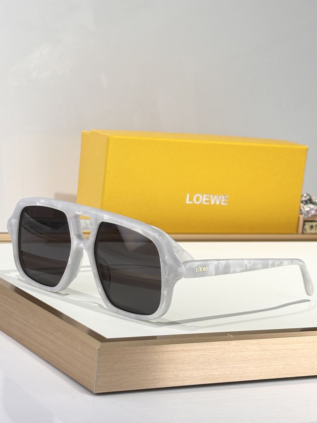 LOEWE_Glasses_yupoo_Original_quality