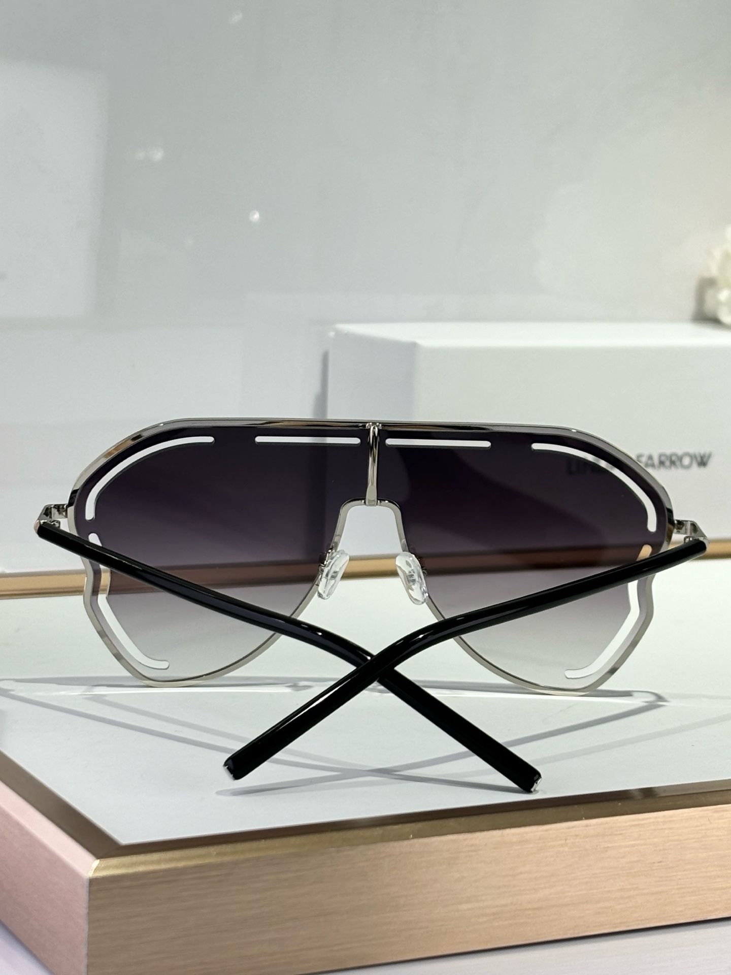 LOEWE_Glasses_yupoo_Original_quality
