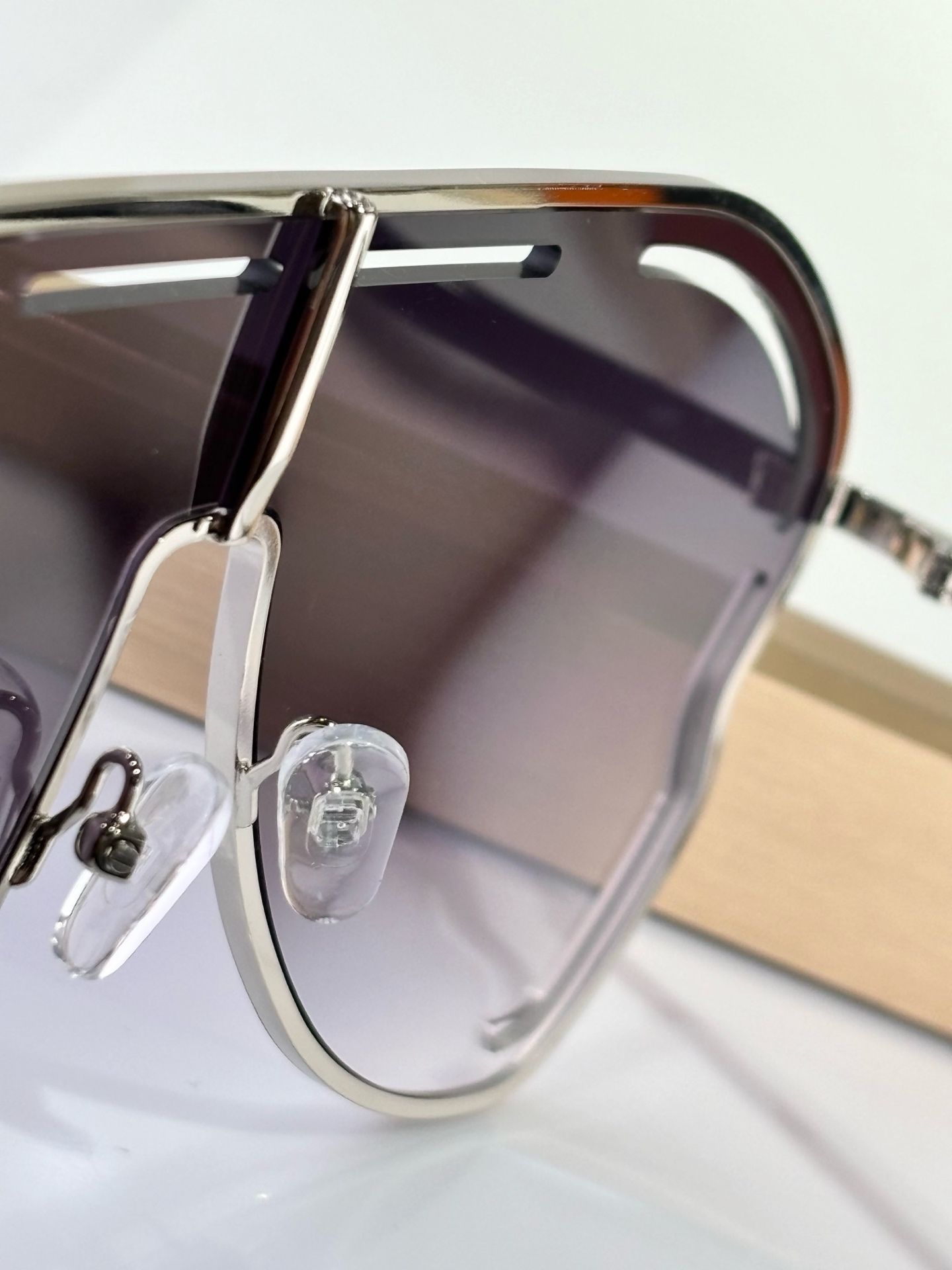 LOEWE_Glasses_yupoo_Original_quality