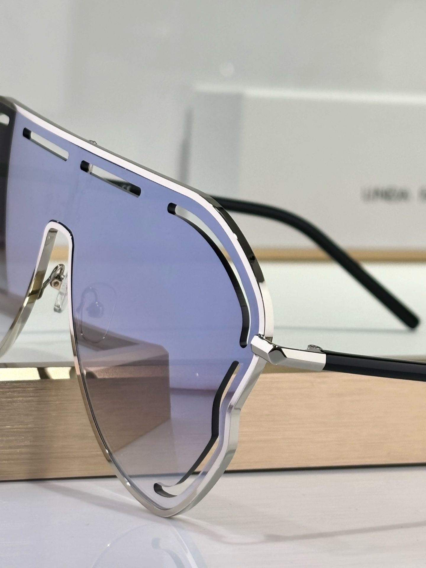 LOEWE_Glasses_yupoo_Original_quality