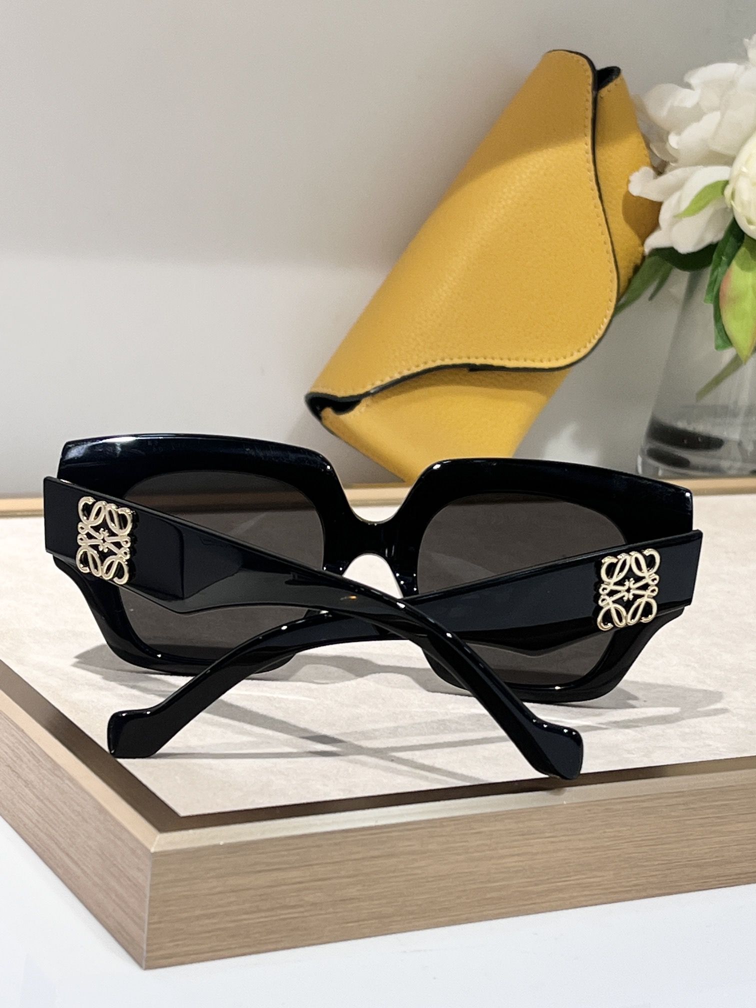 LOEWE_Glasses_yupoo_Original_quality