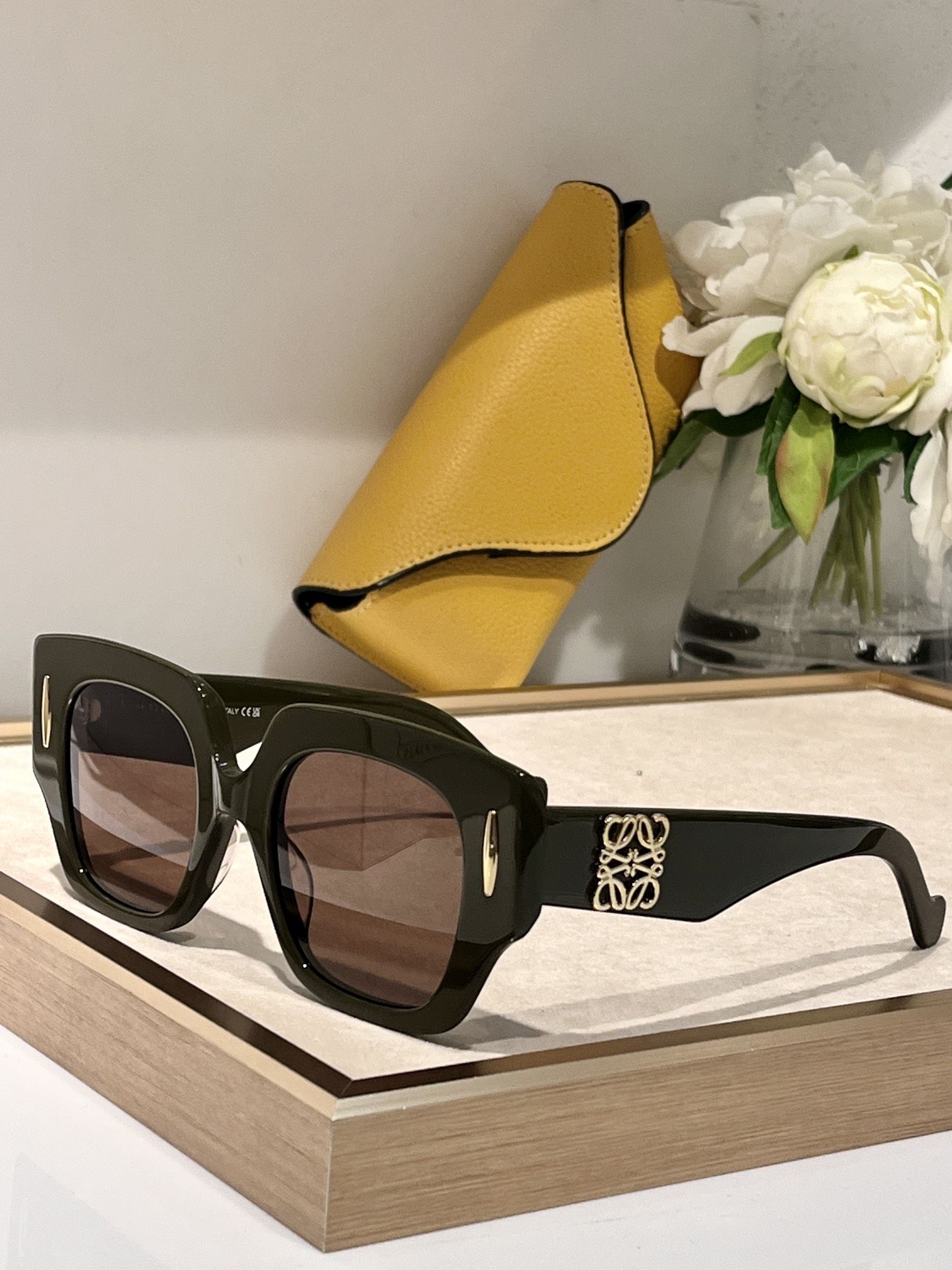 LOEWE_Glasses_yupoo_Original_quality