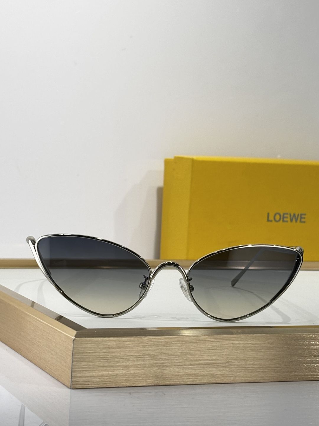 LOEWE_Glasses_yupoo_Original_quality