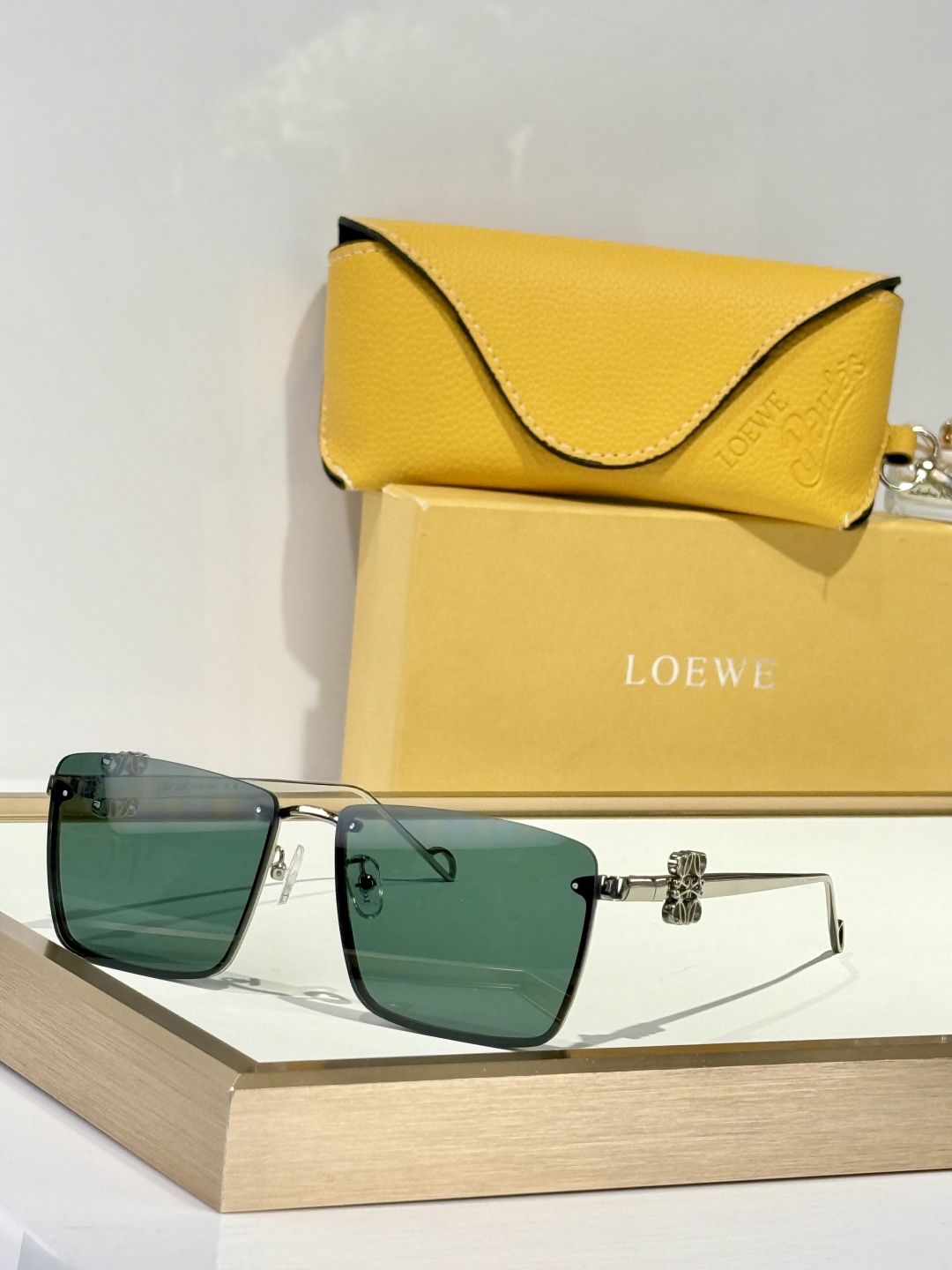 LOEWE_Glasses_yupoo_Original_quality