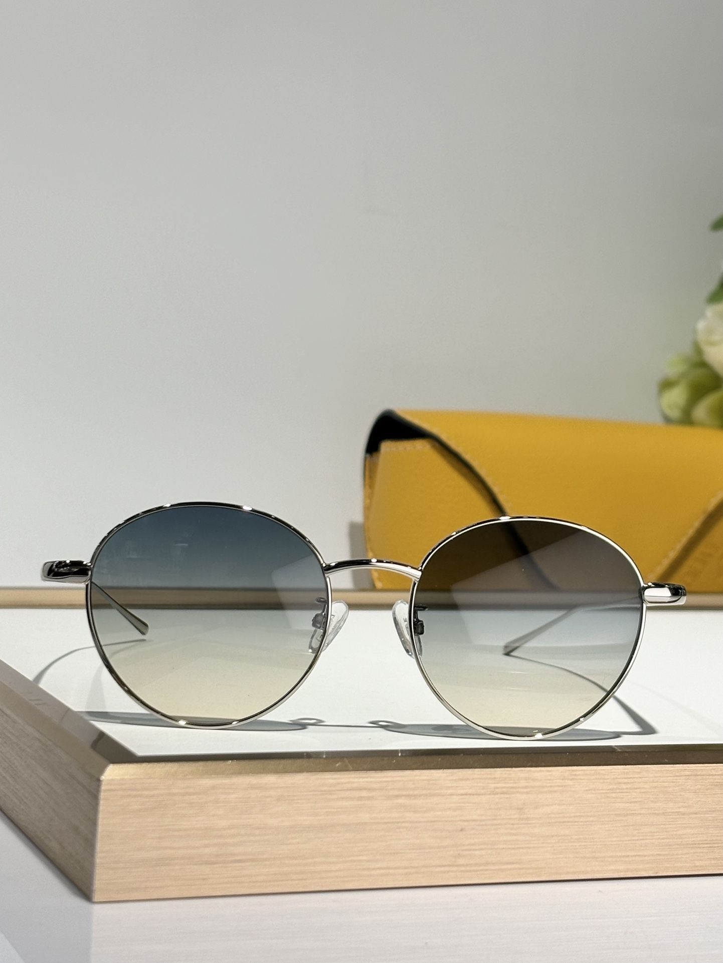LOEWE_Glasses_yupoo_Original_quality