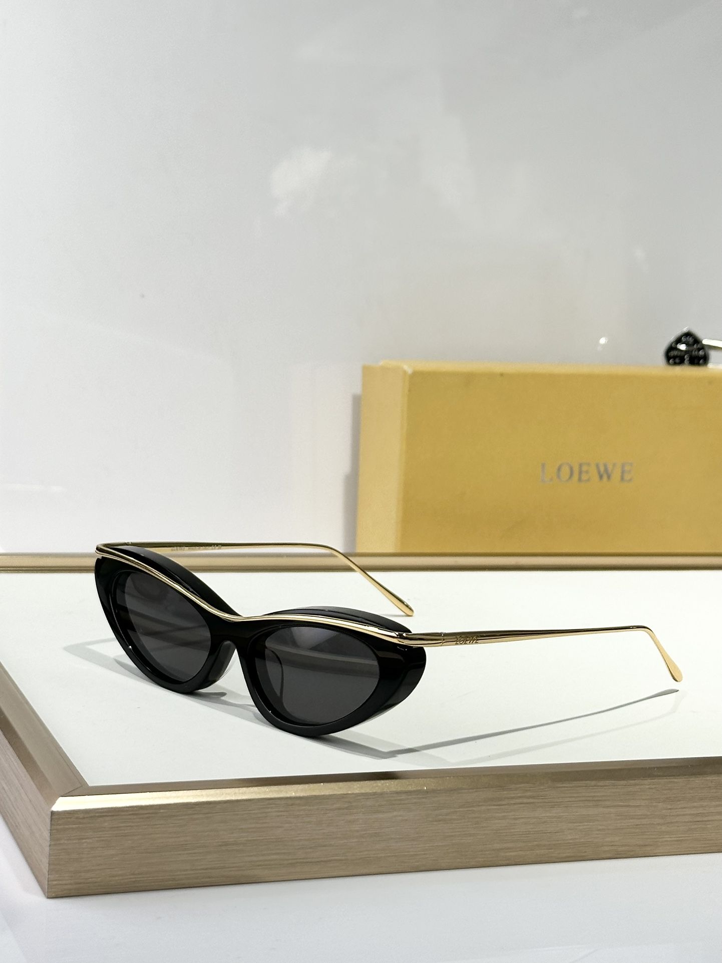 LOEWE_Glasses_yupoo_Original_quality