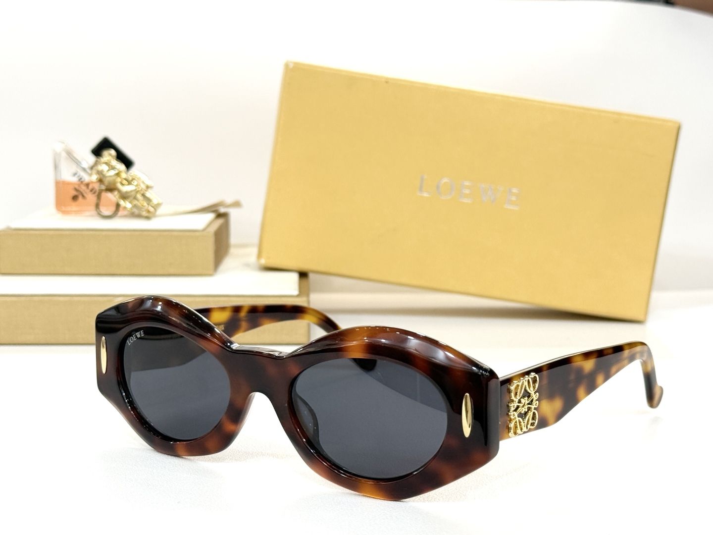LOEWE_Glasses_yupoo_Original_quality