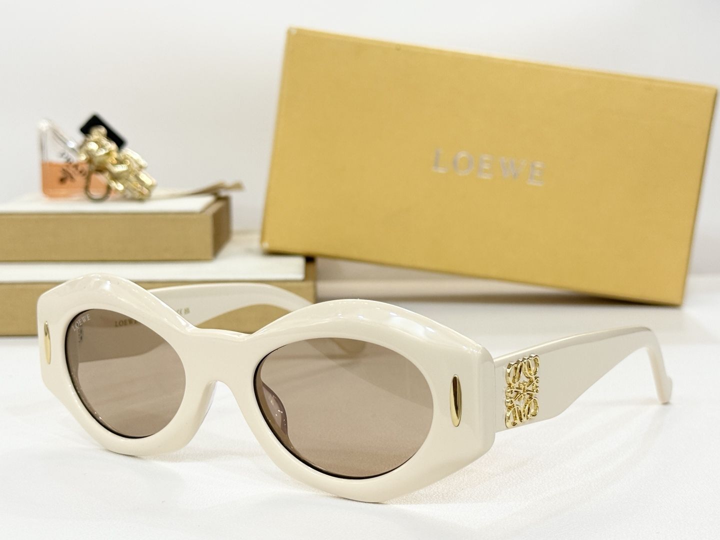 LOEWE_Glasses_yupoo_Original_quality