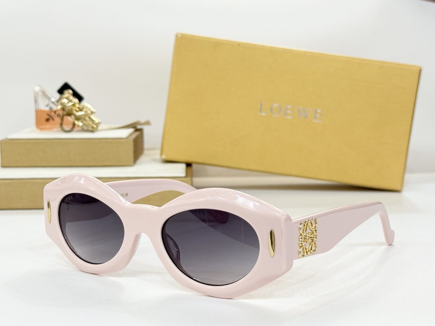 LOEWE_Glasses_yupoo_Original_quality