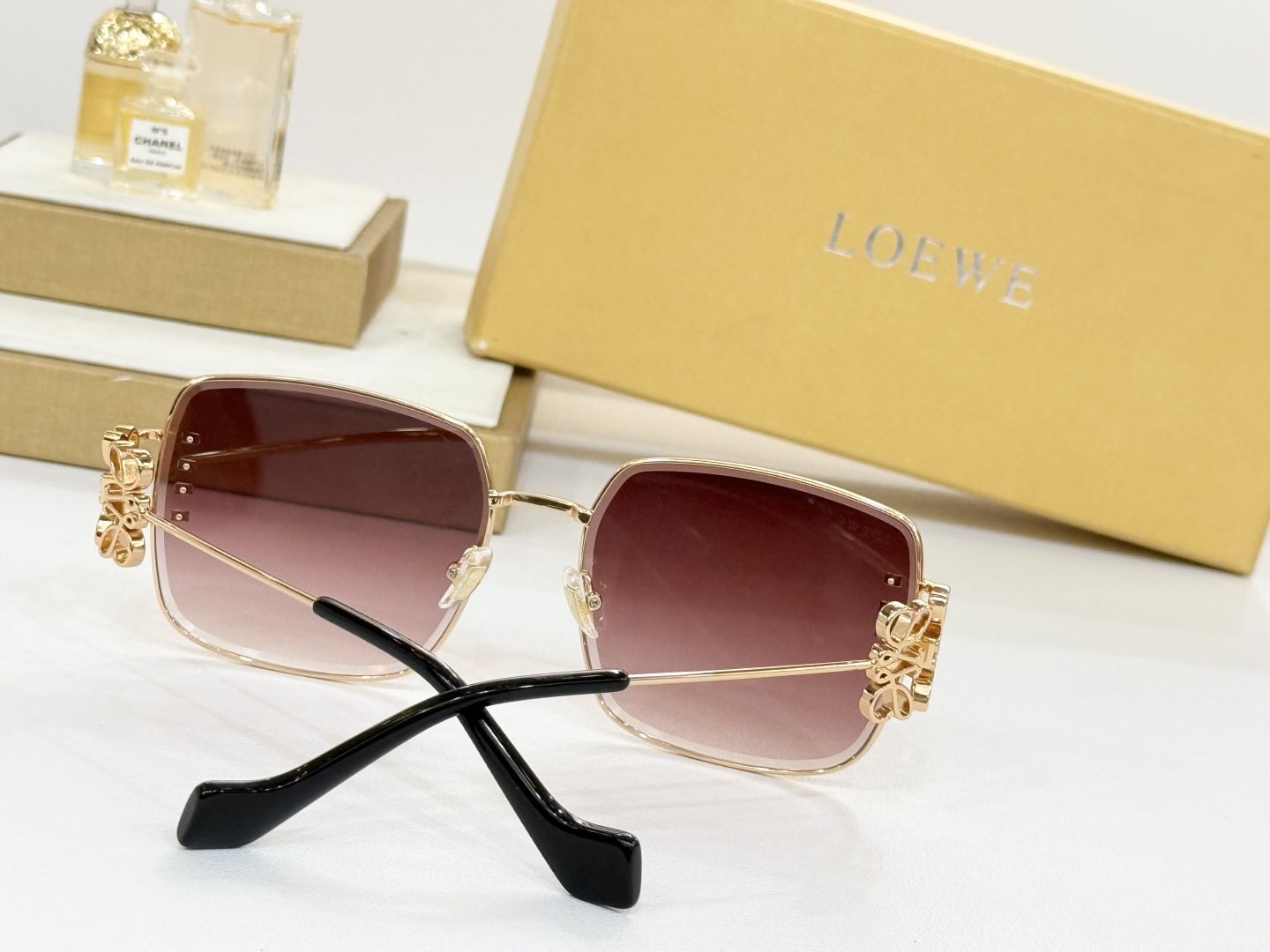 LOEWE_Glasses_yupoo_Original_quality