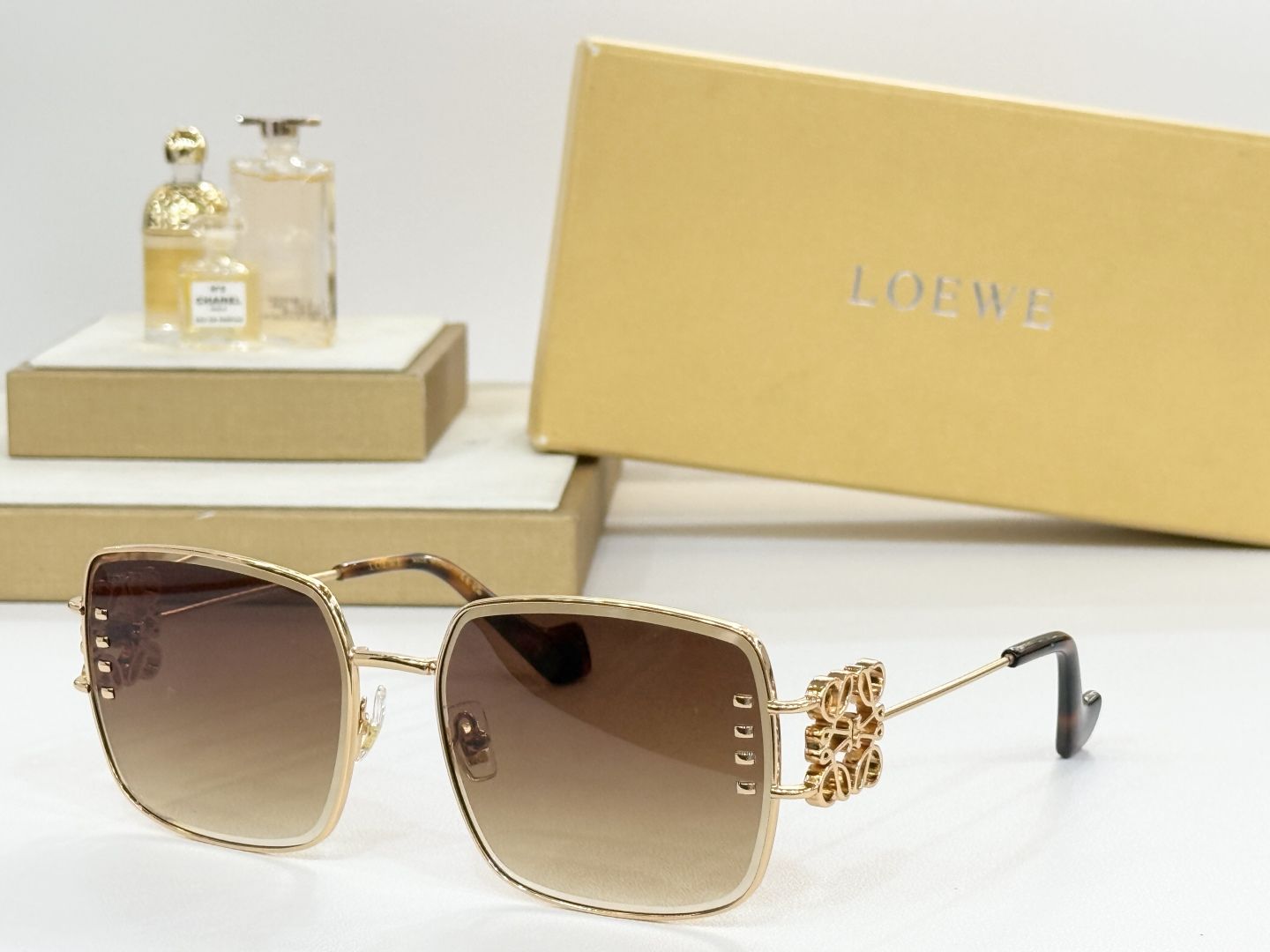 LOEWE_Glasses_yupoo_Original_quality