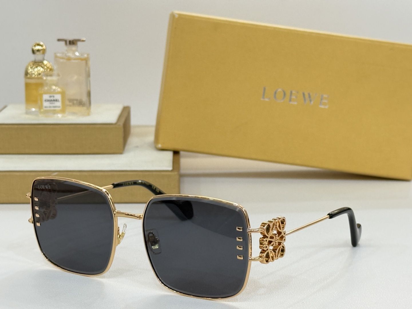 LOEWE_Glasses_yupoo_Original_quality