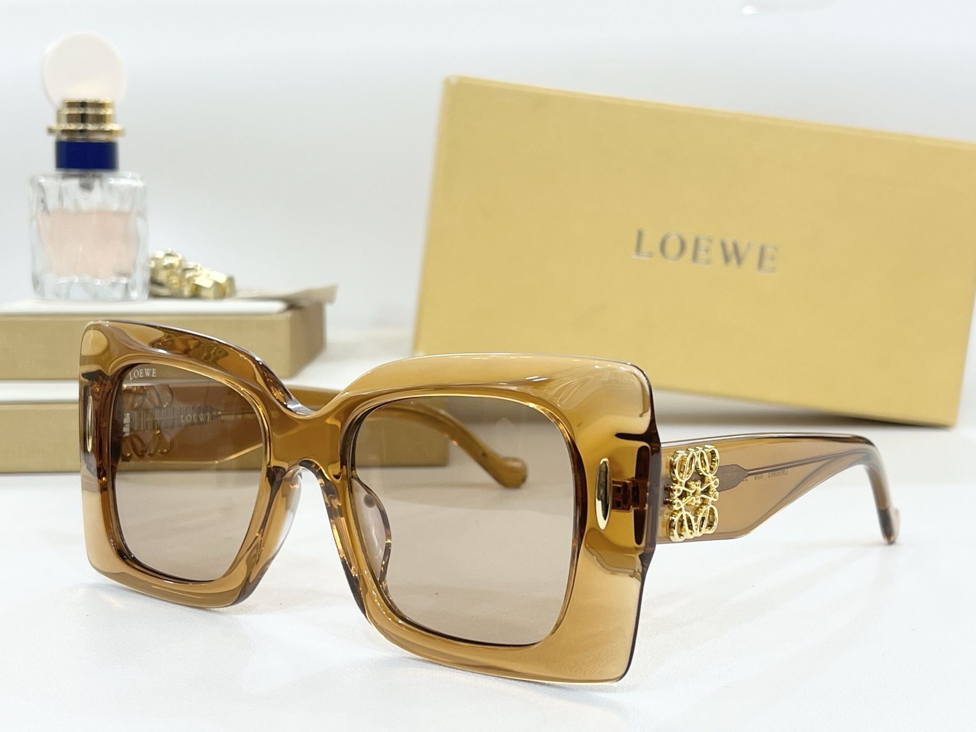 LOEWE_Glasses_yupoo_Original_quality