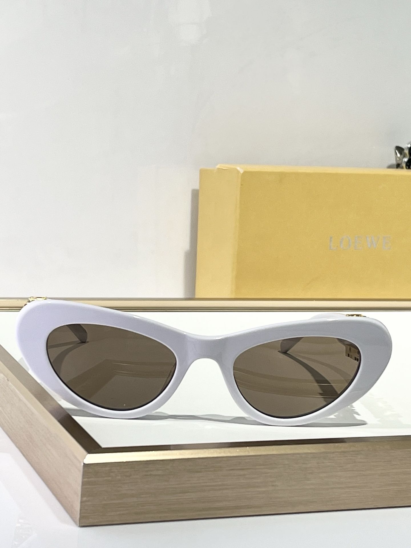 LOEWE_Glasses_yupoo_Original_quality