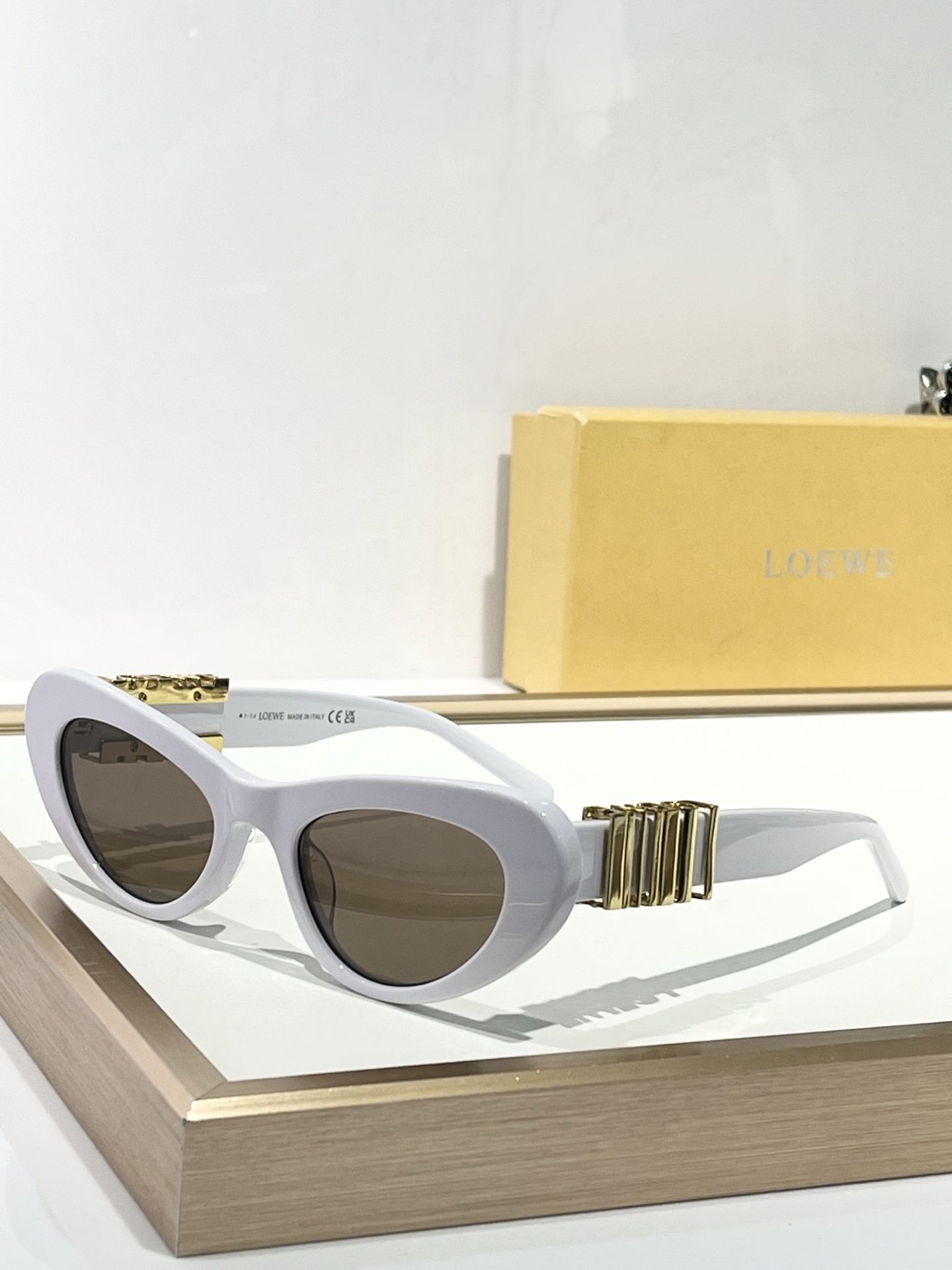 LOEWE_Glasses_yupoo_Original_quality