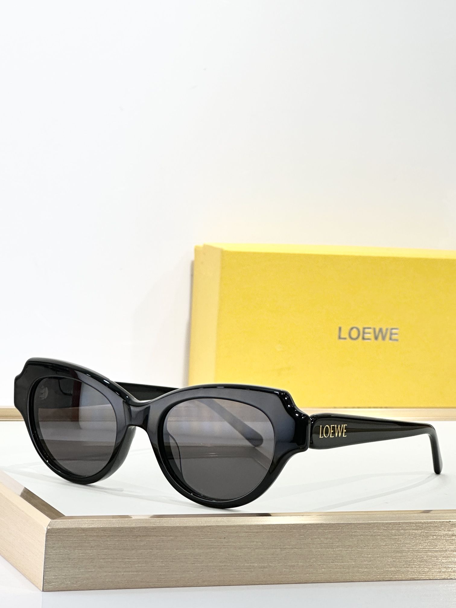 LOEWE_Glasses_yupoo_Original_quality