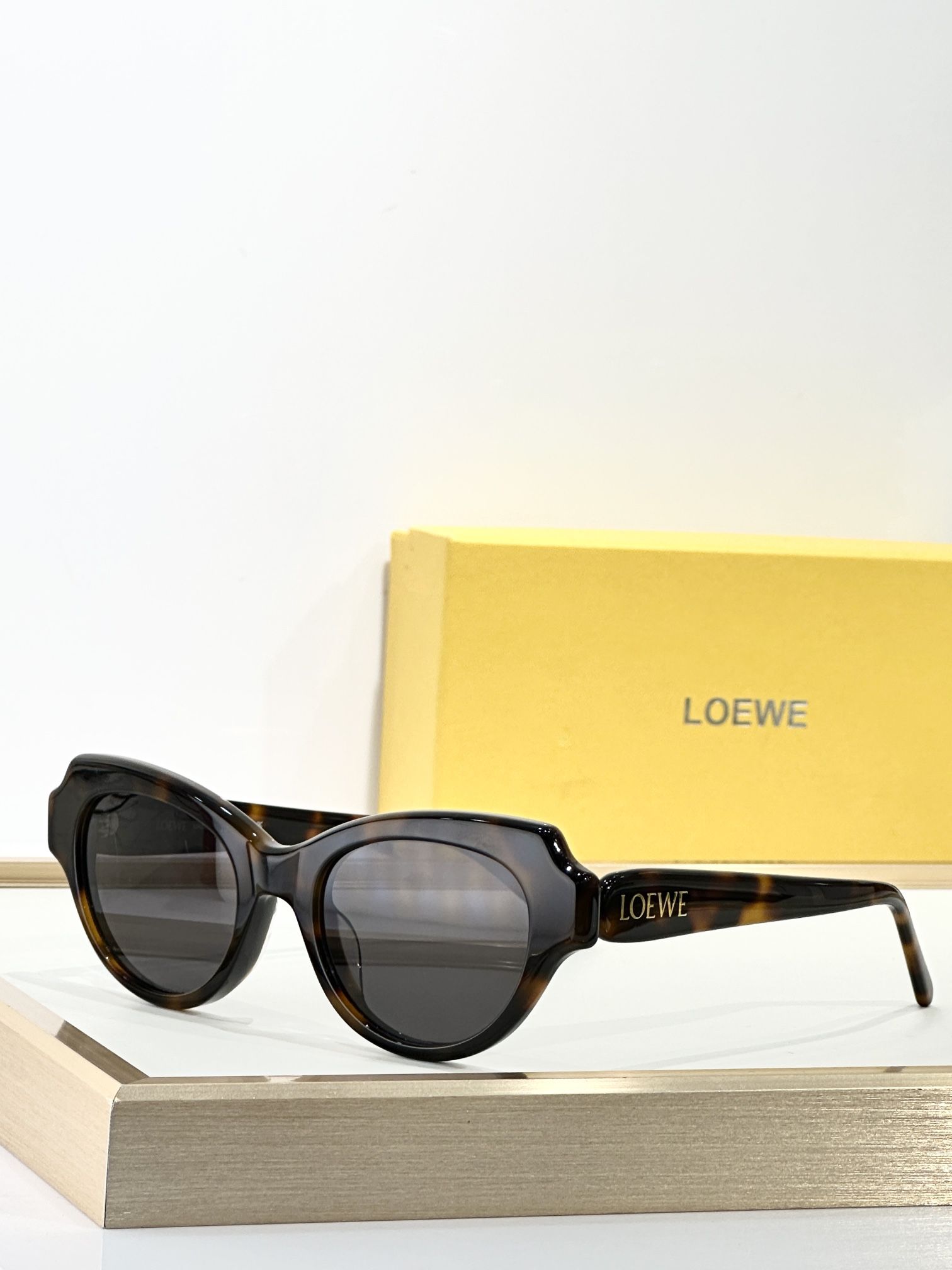 LOEWE_Glasses_yupoo_Original_quality