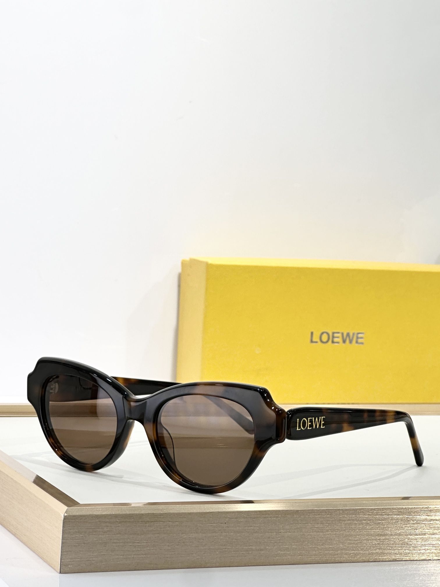 LOEWE_Glasses_yupoo_Original_quality