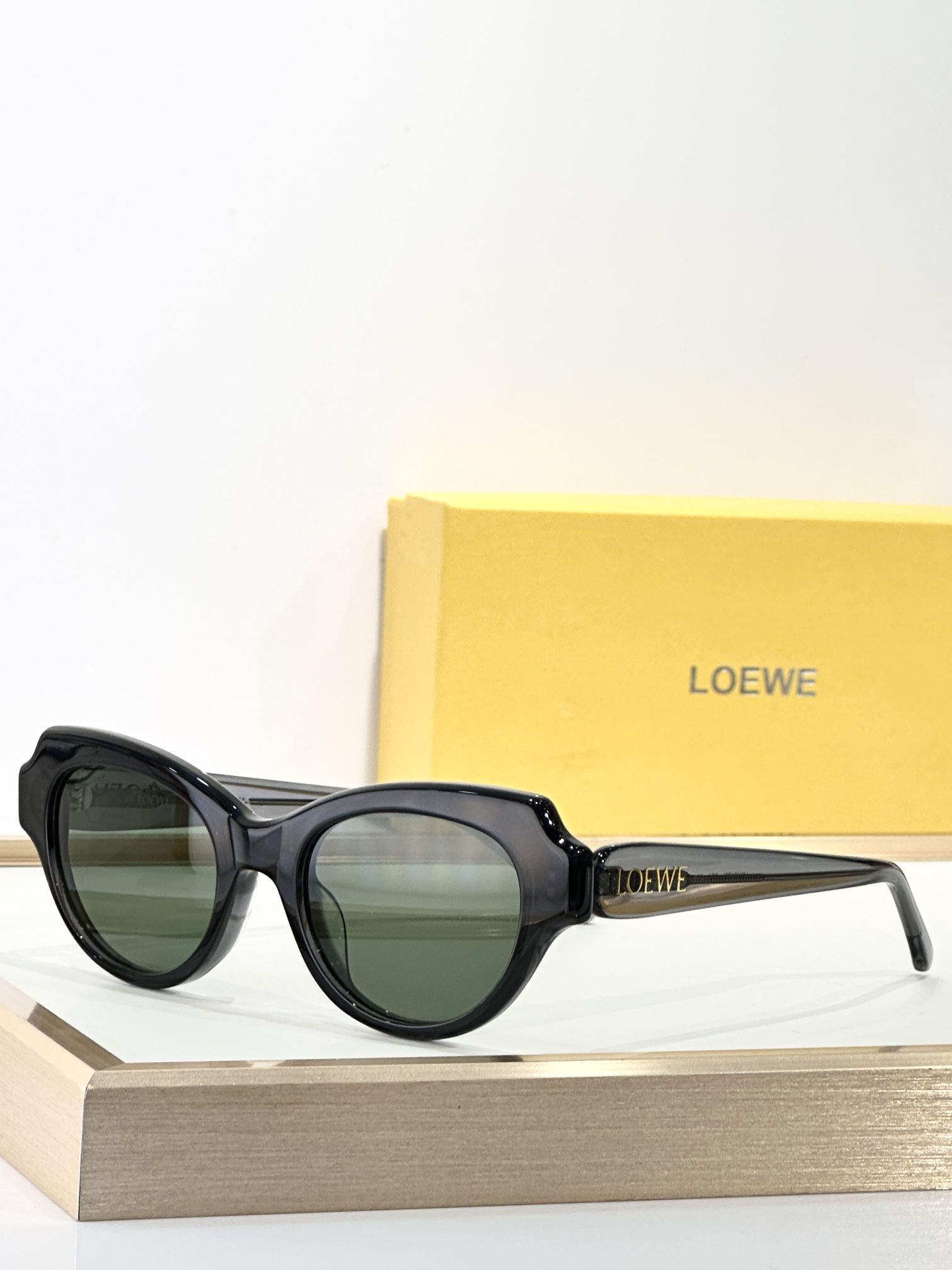 LOEWE_Glasses_yupoo_Original_quality