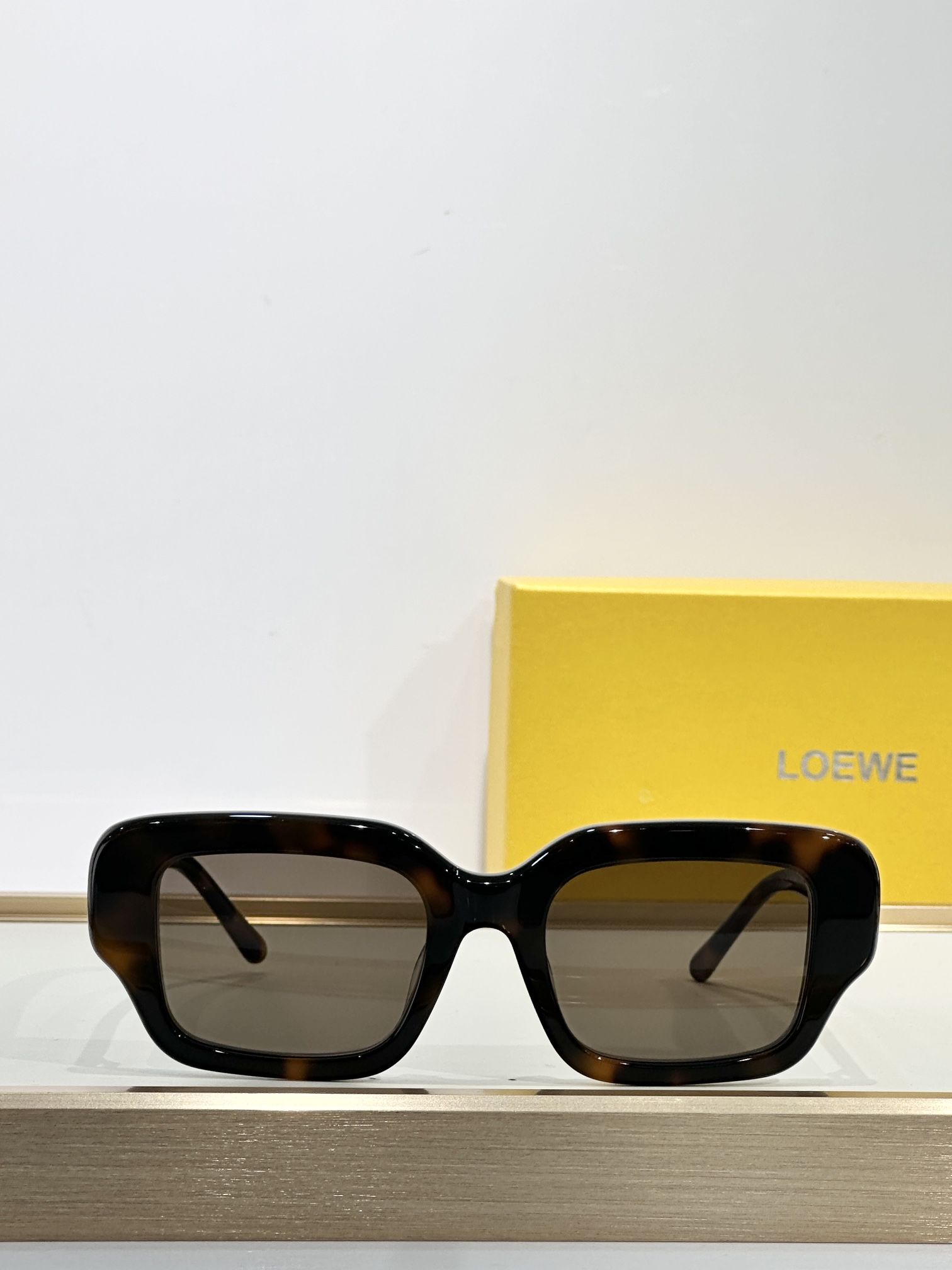 LOEWE_Glasses_yupoo_Original_quality