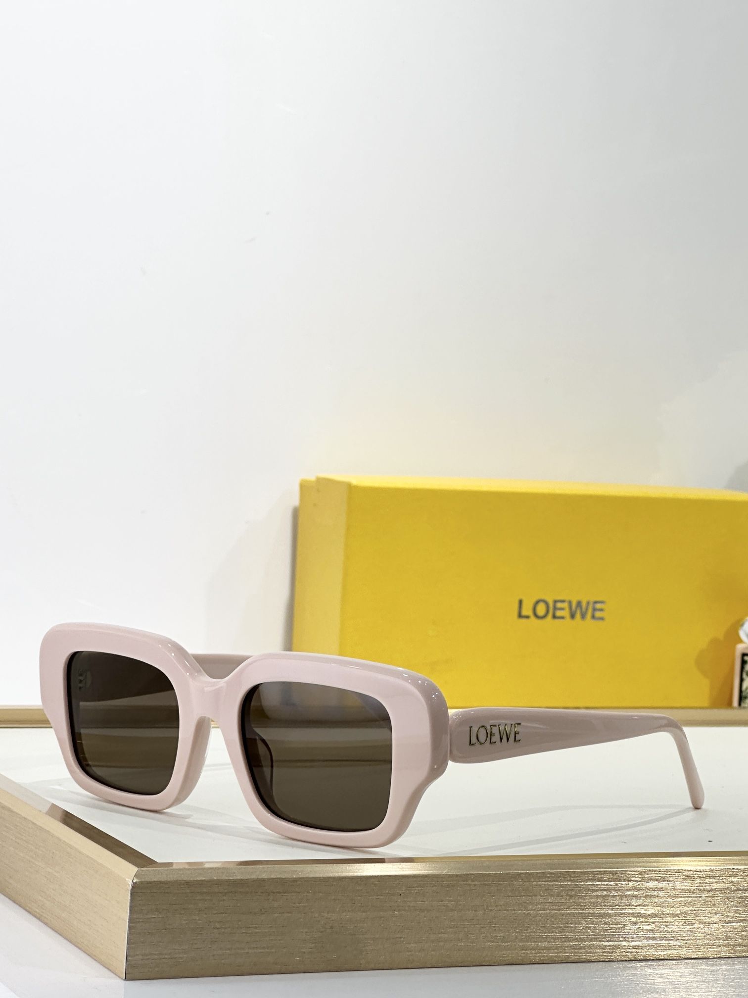 LOEWE_Glasses_yupoo_Original_quality