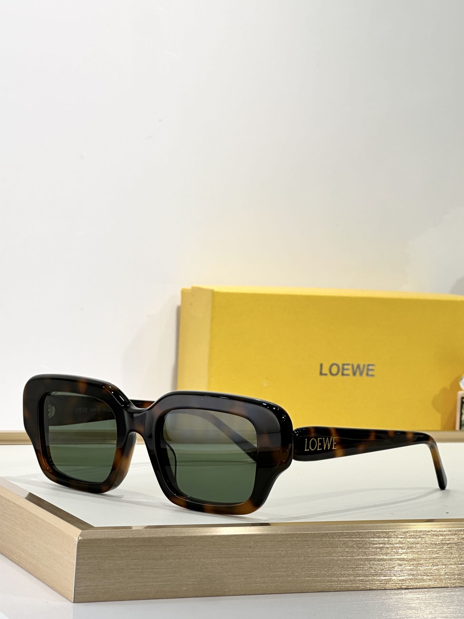 LOEWE_Glasses_yupoo_Original_quality