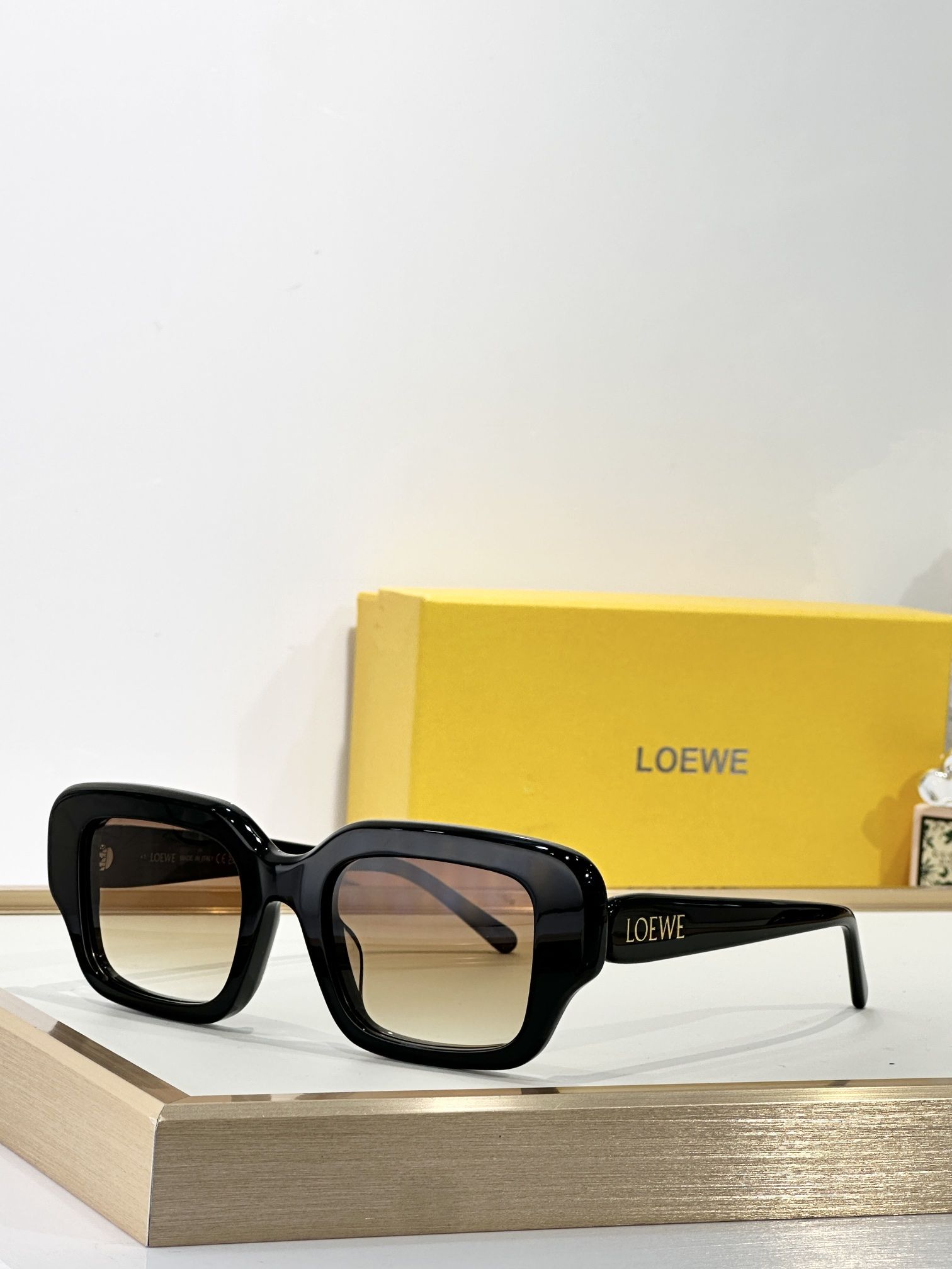 LOEWE_Glasses_yupoo_Original_quality
