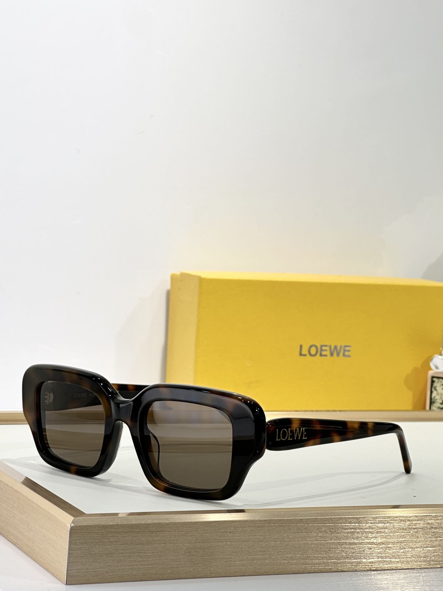 LOEWE_Glasses_yupoo_Original_quality