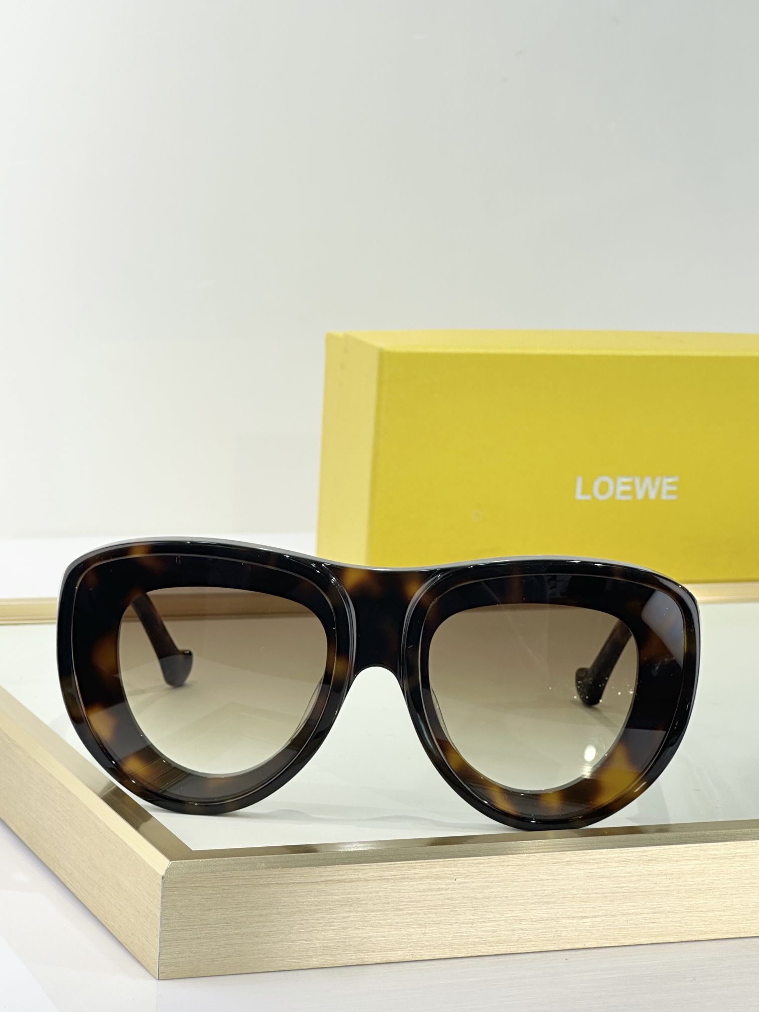 LOEWE_Glasses_yupoo_Original_quality