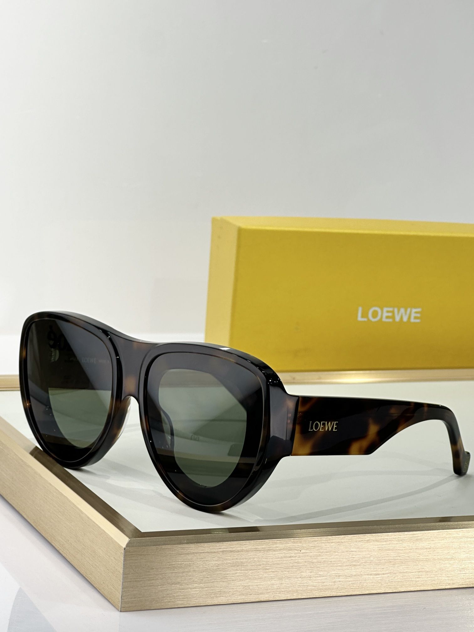 LOEWE_Glasses_yupoo_Original_quality
