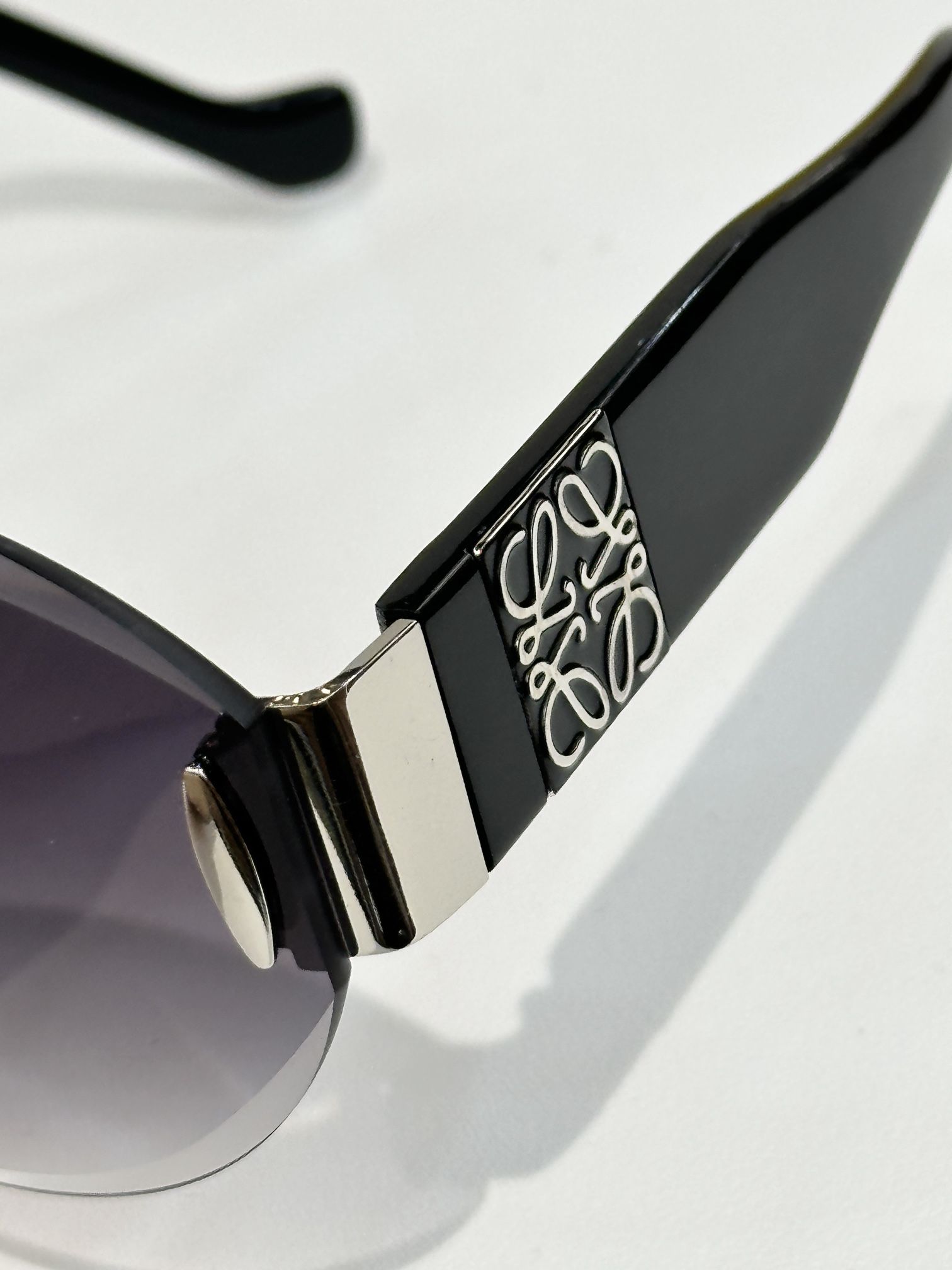 LOEWE_Glasses_yupoo_Original_quality