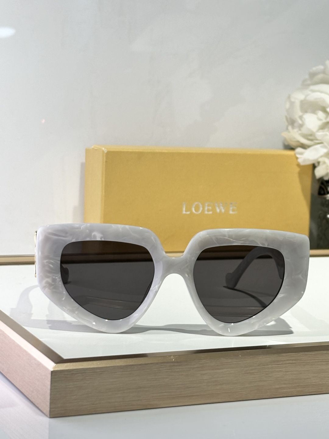 LOEWE_Glasses_yupoo_Original_quality
