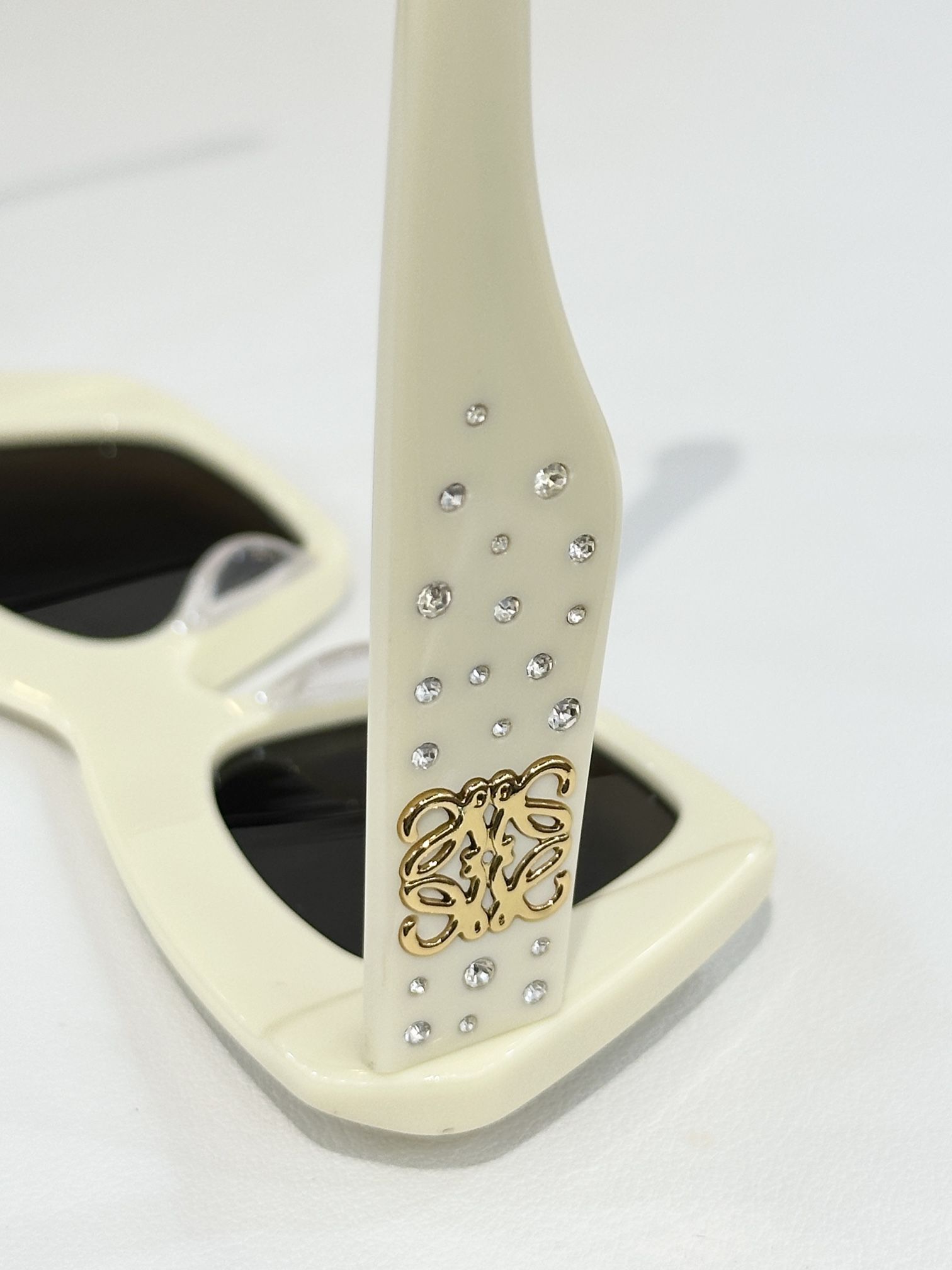 LOEWE_Glasses_yupoo_Original_quality