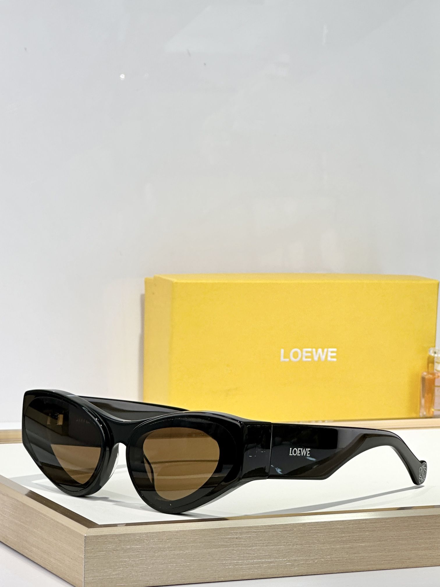 LOEWE_Glasses_yupoo_Original_quality
