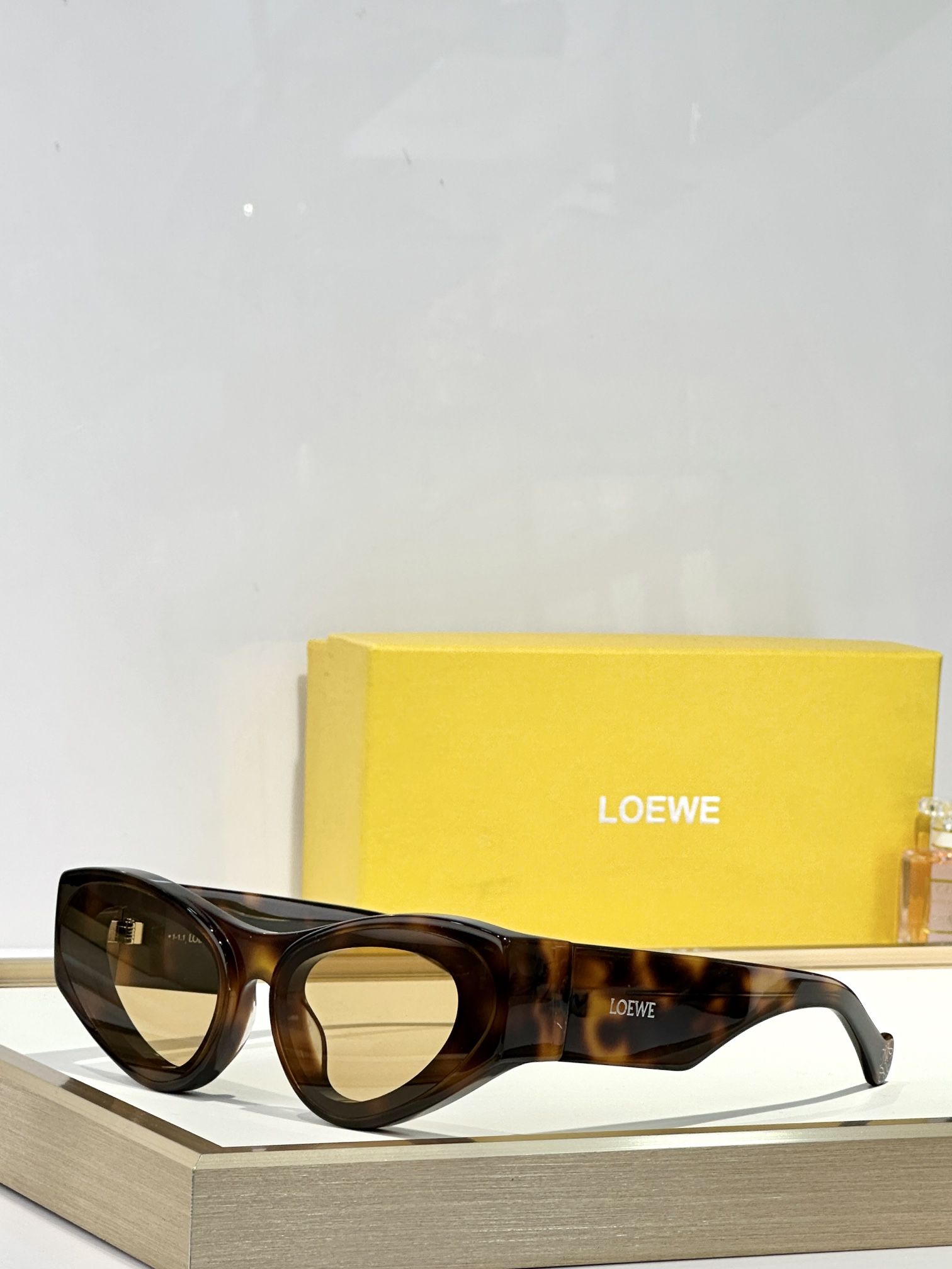 LOEWE_Glasses_yupoo_Original_quality