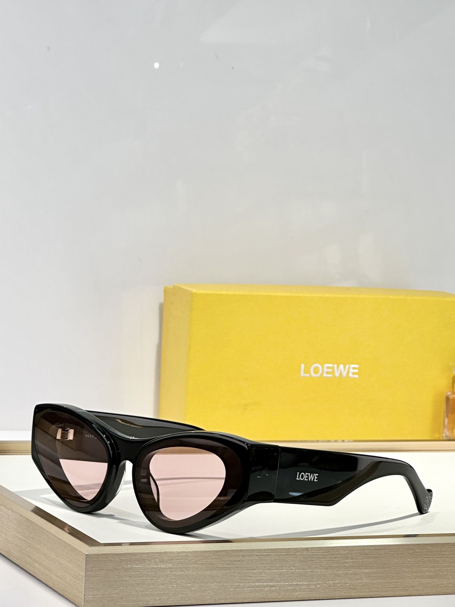 LOEWE_Glasses_yupoo_Original_quality