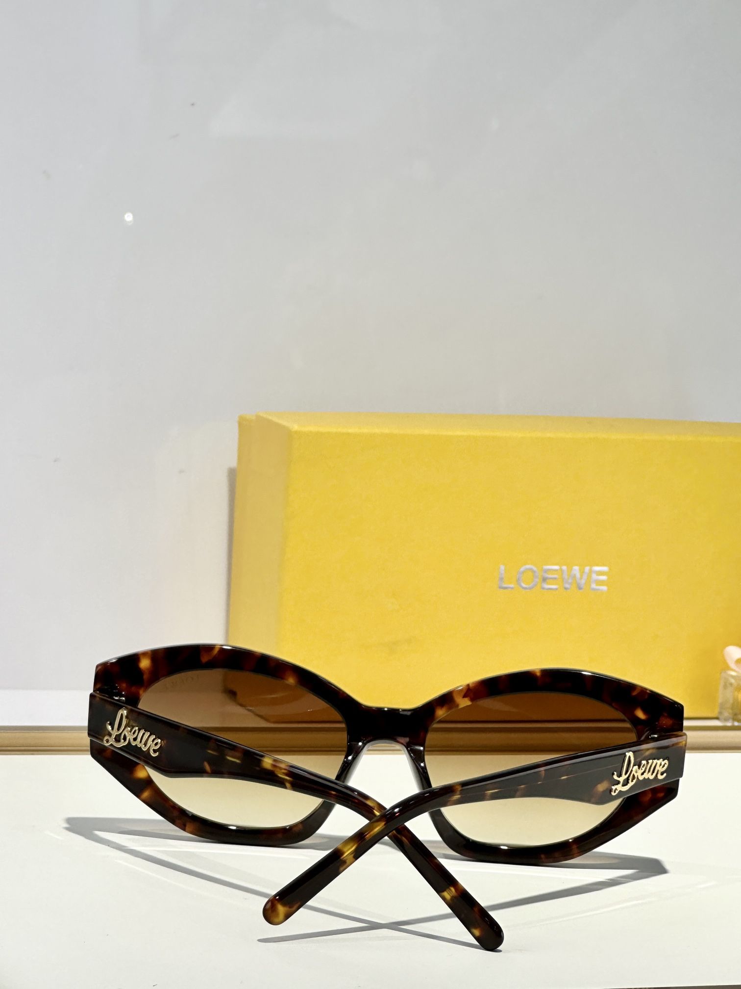 LOEWE_Glasses_yupoo_Original_quality